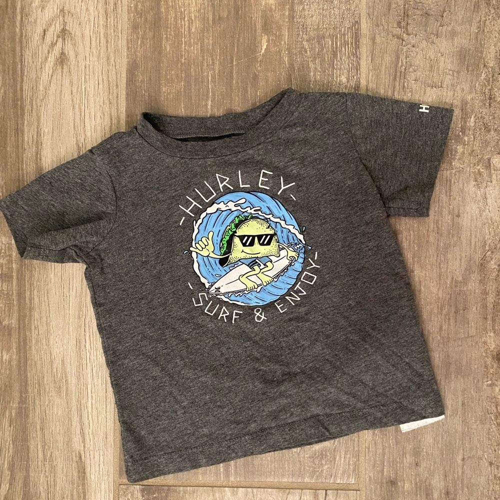 Hurley T-shirt